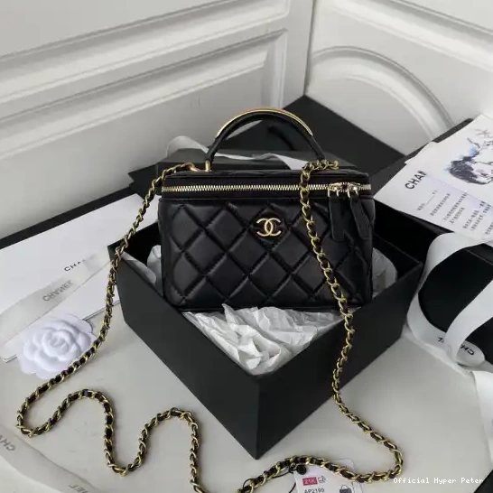 Hyper Peter CHAIN CHANEL WITH VANITY 0706